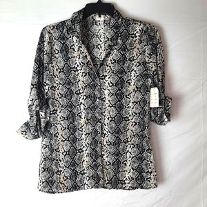 Bailey & Chloe Snake Print Top